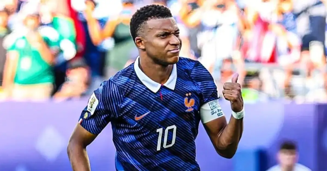 Mbappe was furious during the match against Paraguay