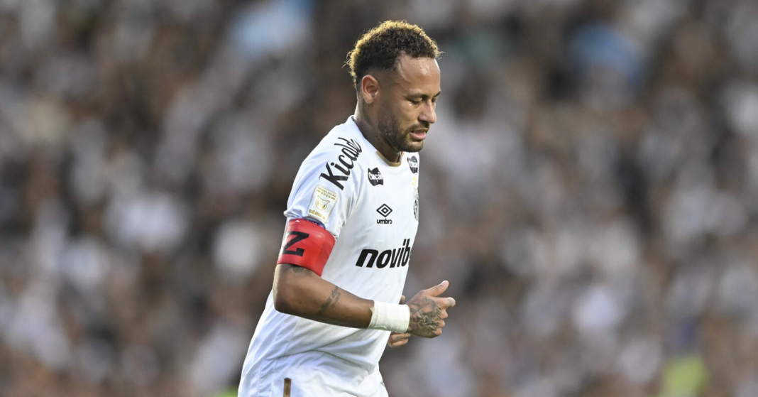 Neymar becomes the first player forced off under bizarre new rule