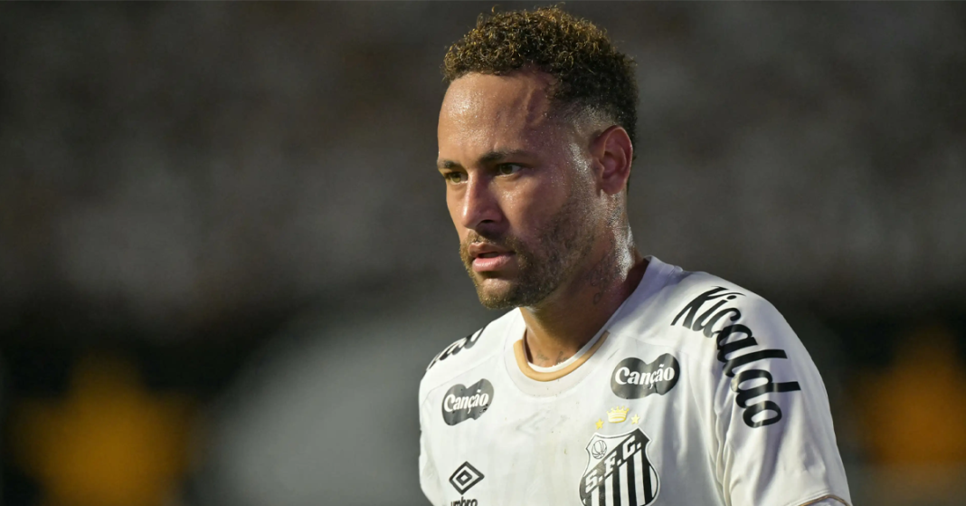 OFFICIAL: Neymar will miss the Palmeiras match despite being named in the squad