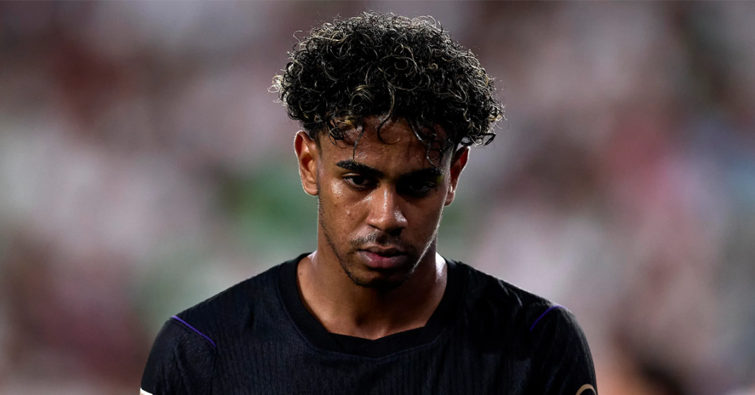 Barcelona manager reveals why Lamine Yamal reacted after Elche substitution