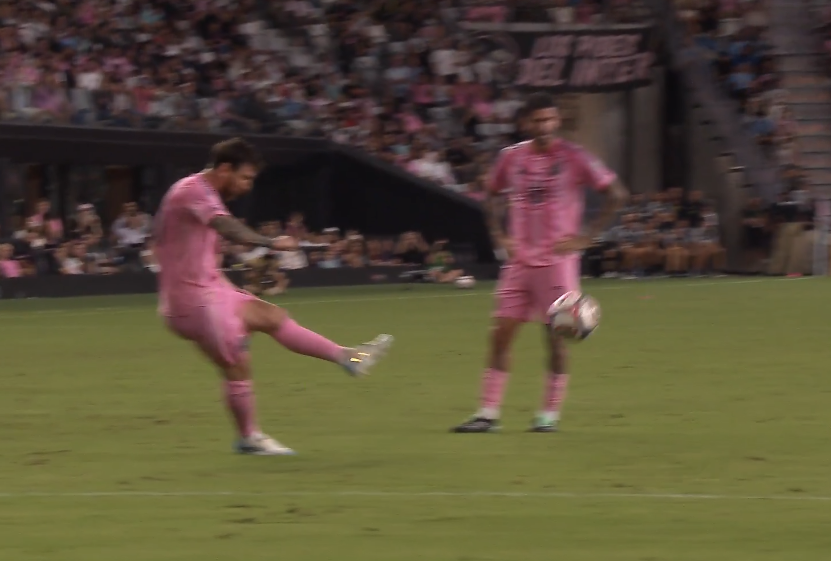 Messi reaches new goalscoring milestone with stunning free kick against San Diego 3 Screenshot 2026 09 21 092440