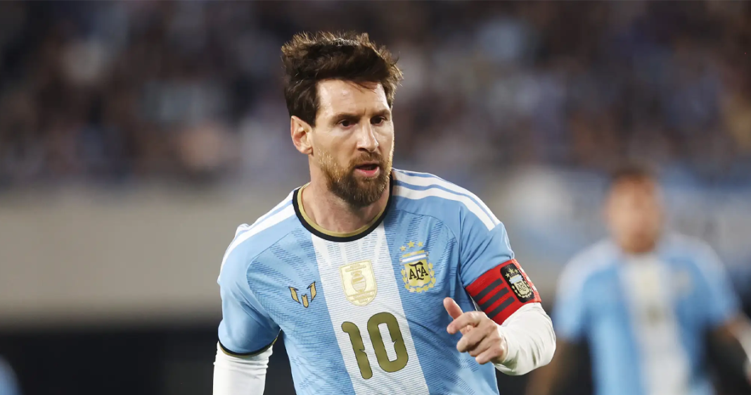 Messi farewell match stops in the 10th minute for emotional tribute